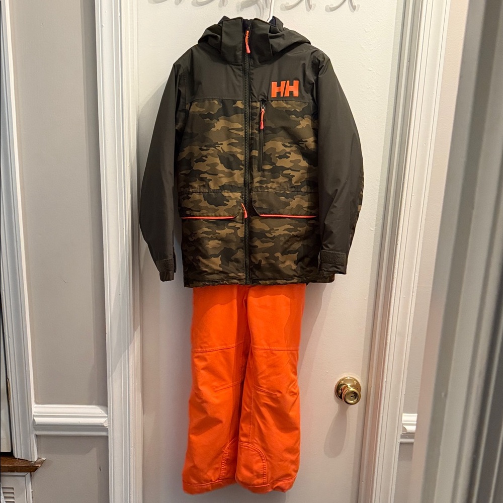 Helly Hansen Camouflage Jacket with Vibrant Orange Snow Bibs